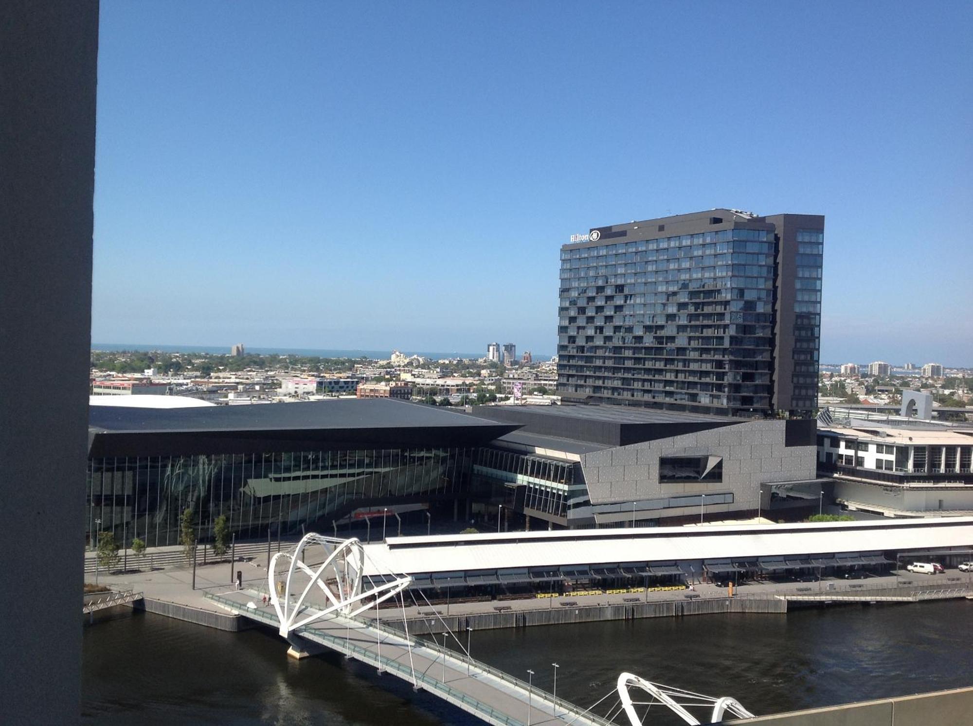 Waterfront Melbourne Apartments מראה חיצוני תמונה